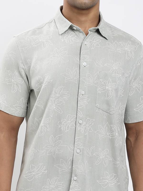 Fairtrade Men's Printed Half Sleeves Viscose Blend Shirt - Image 3