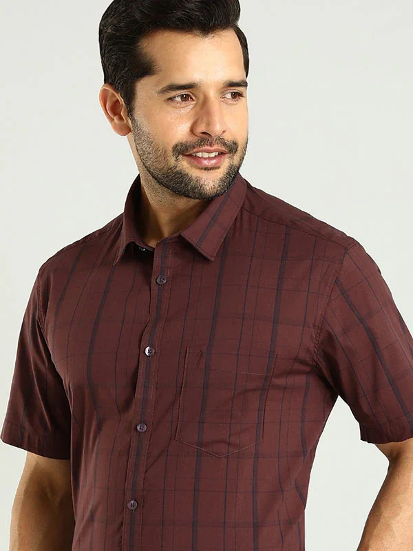 Men's Check Half Sleeves Cotton Blend Shirt