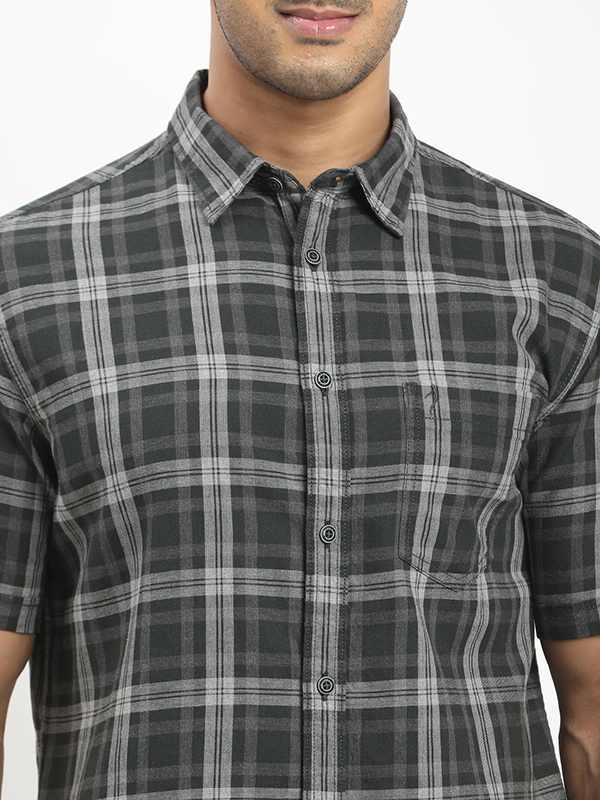 Men's Check Half Sleeves Cotton Shirt - Image 8