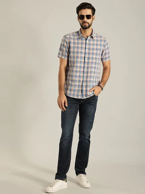 Men's Check Half Sleeves Linen Blend Shirt - Image 4