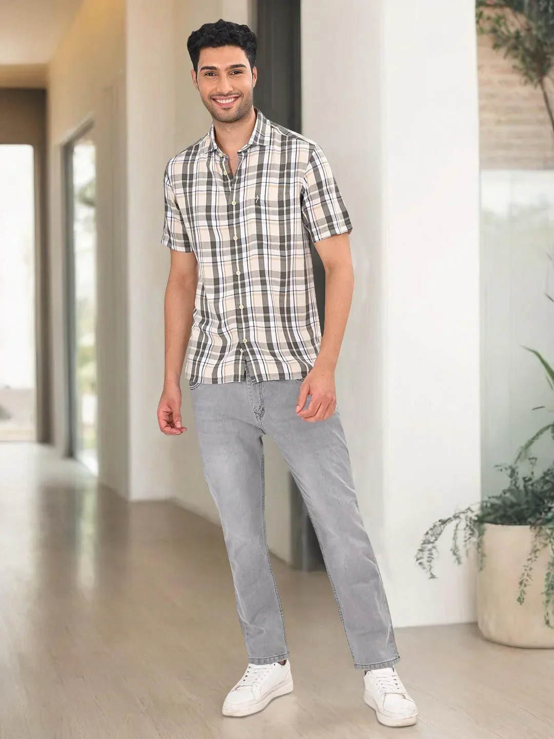 Men's Check Half Sleeves Viscose Blend Shirt