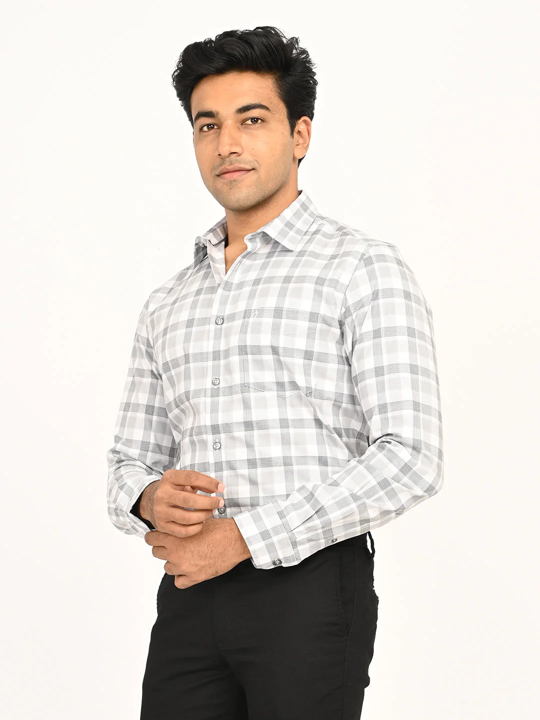 Men's Checks Full Sleeves Cotton Shirt - Image 2