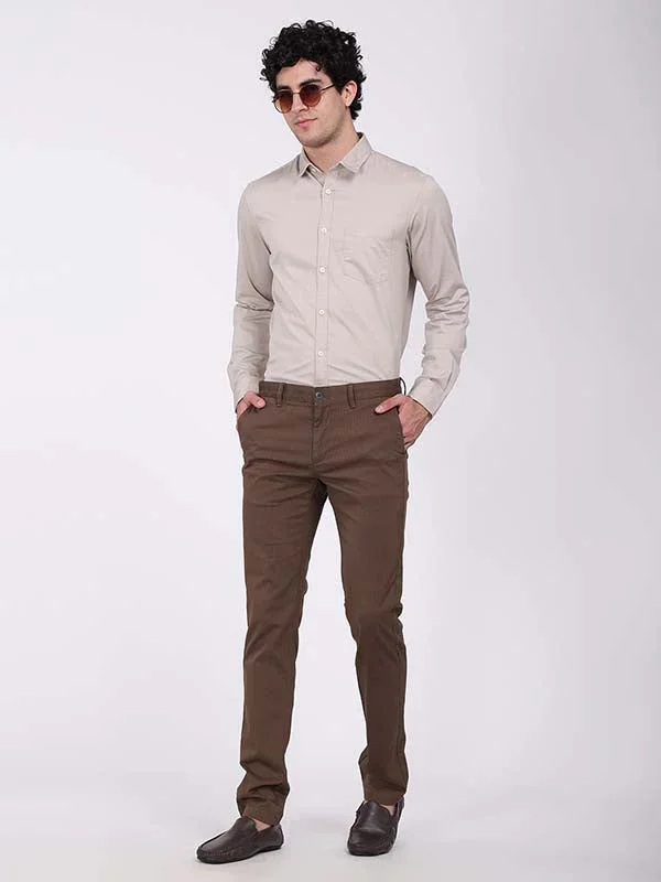 Men's Printed Brooklyn Fit Trousers - Image 11