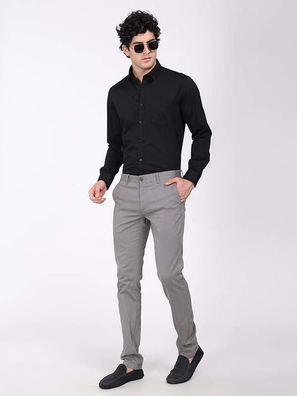 Men's Printed Brooklyn Fit Trousers - Image 7
