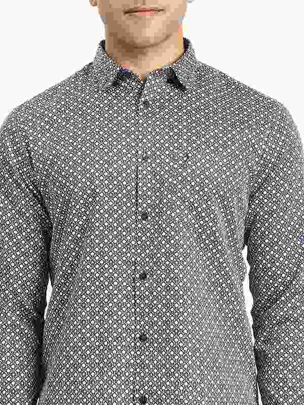 Men's Printed Full Sleeves Cotton Blend Shirt - Image 3