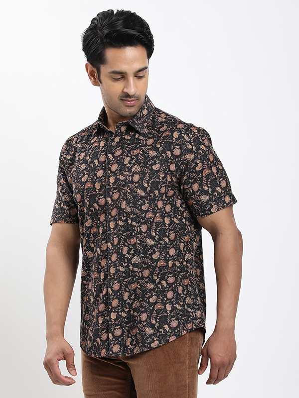 Men's Printed Half Sleeves Cotton Corduroy Shirt - Image 2