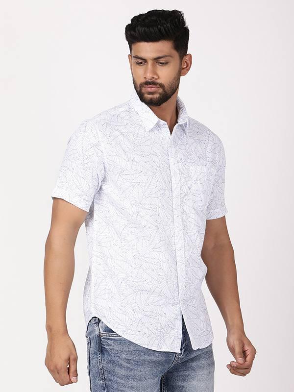 Men's Printed Half Sleeves Cotton Shirt - Image 7