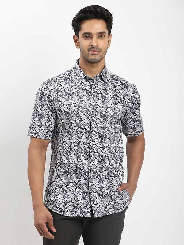 Men's Printed Half Sleeves Cotton Shirt