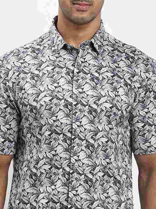 Men's Printed Half Sleeves Cotton Shirt - Image 3