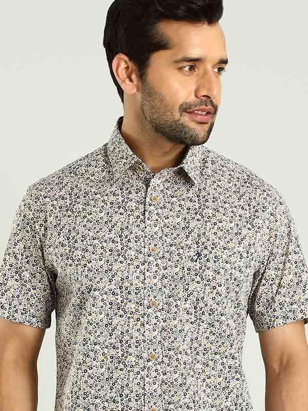 Men's Printed Half Sleeves Cotton Shirt