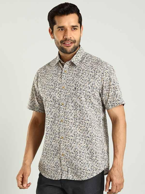 Men's Printed Half Sleeves Cotton Shirt - Image 4