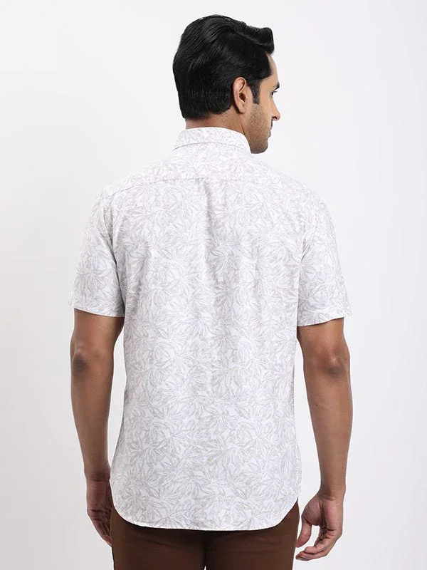 Men's Printed Half Sleeves Cotton Shirt - Image 4
