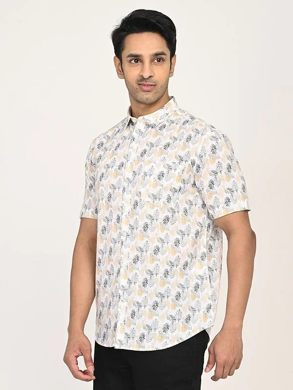 Men's Printed Half Sleeves Cotton Shirt - Image 2