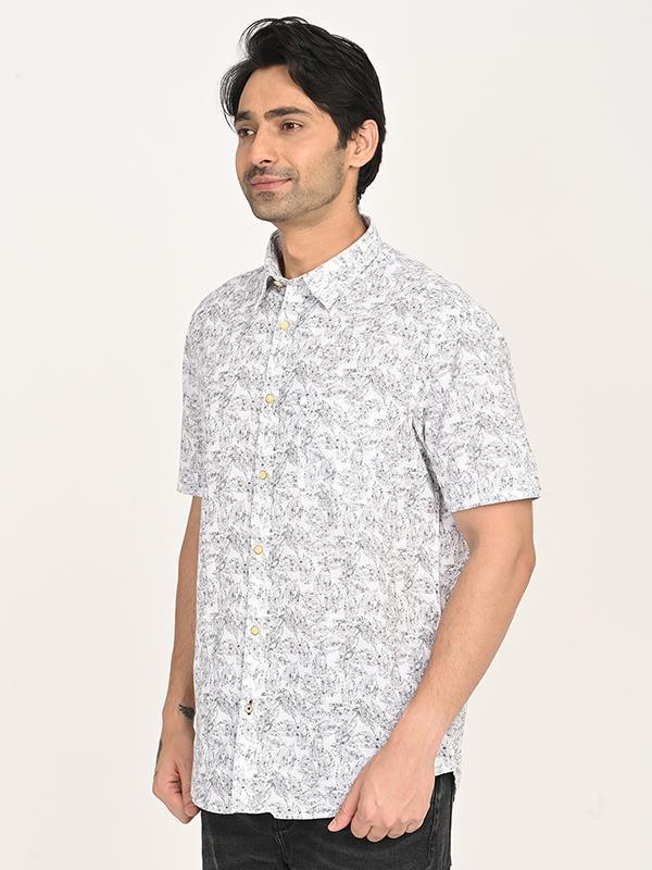 Men's Printed Half Sleeves Cotton Shirt - Image 2
