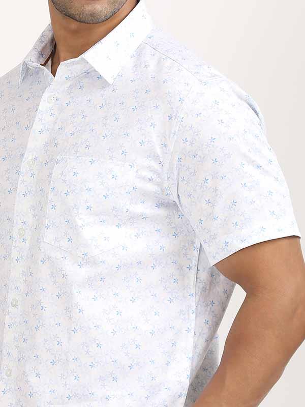 Men's Printed Half Sleeves Cotton Stretch Shirt - Image 2