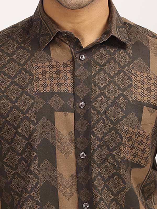 Men's Printed Half Sleeves Linen Blend Shirt - Image 6