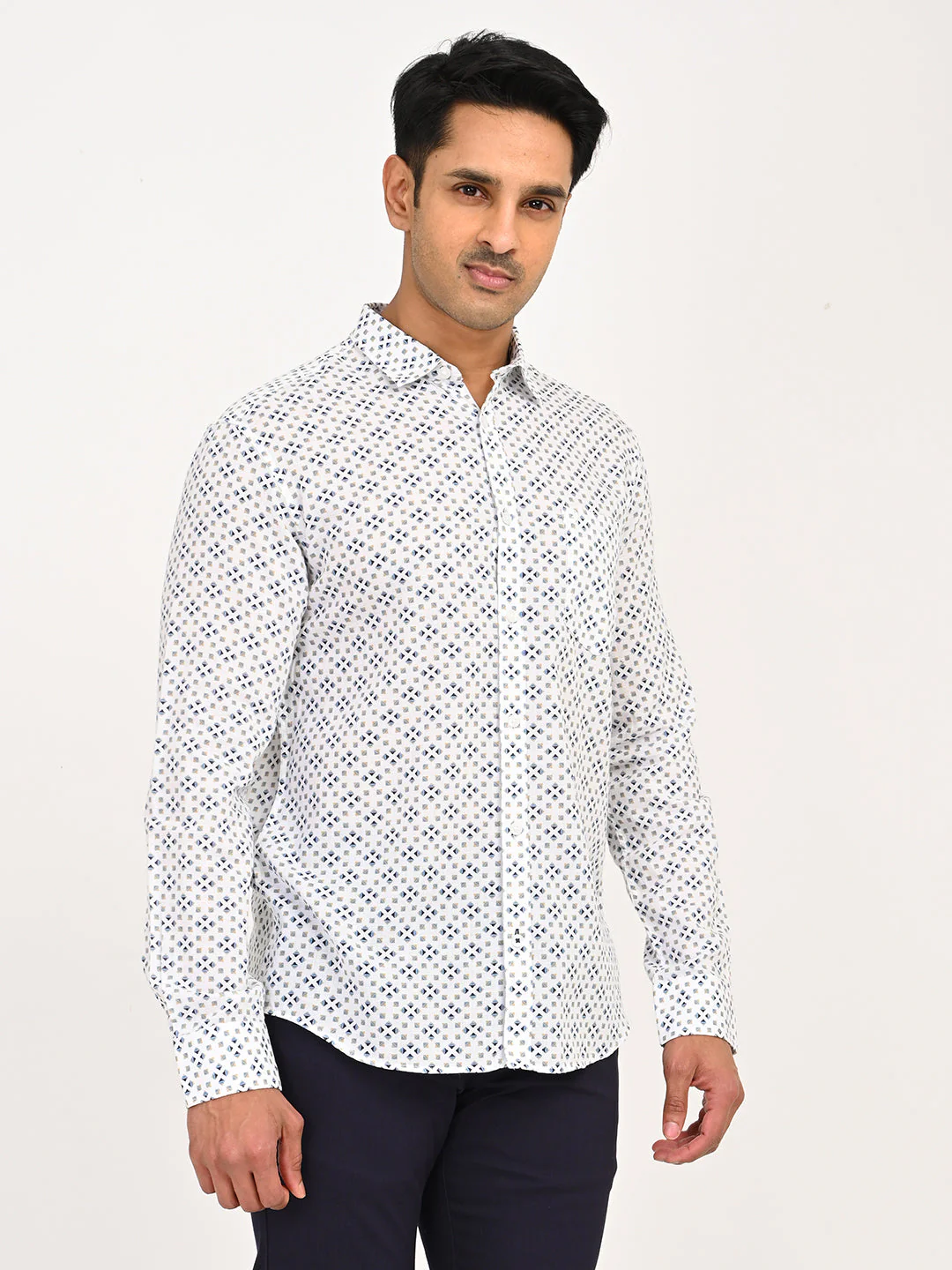 Men's Printed Full Sleeves Cotton Blend Shirt - Image 3