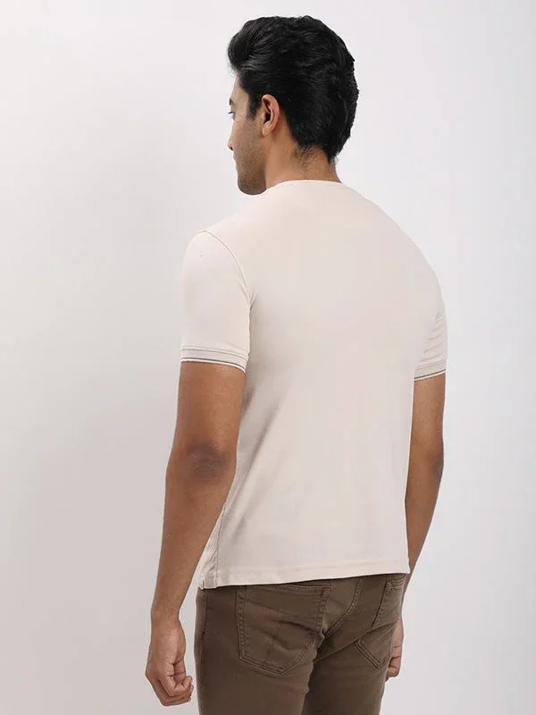 Men's Solid Crew Neck T-Shirt - Image 4