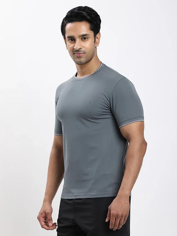 Men's Solid Crew Neck T-Shirt - Image 7