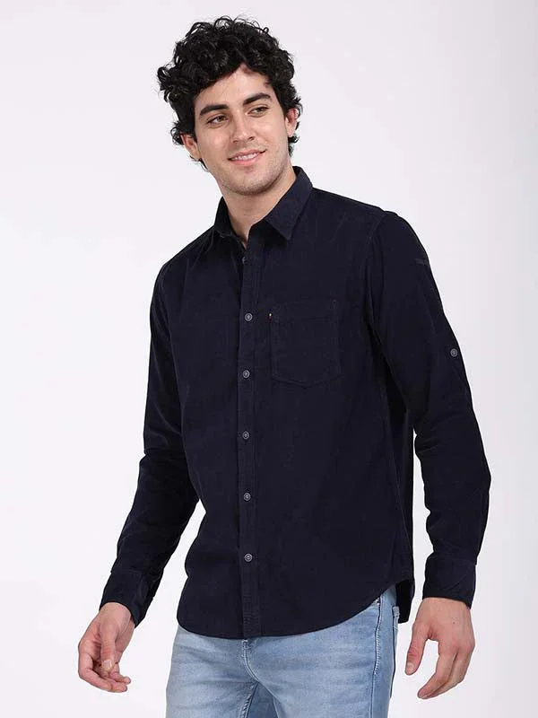 Men's Solid Full Sleeves Cotton Blend Shirt - Image 6