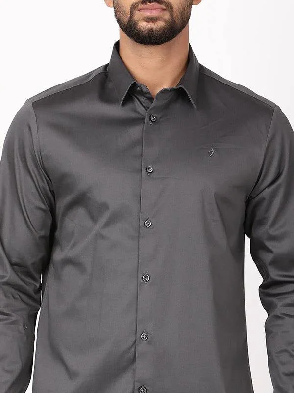 Men's Solid Full Sleeves Cotton Blend Shirt - Image 33