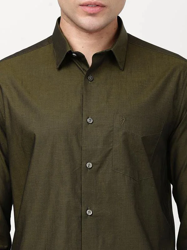 Men's Solid Full Sleeves Cotton Shirt - Image 3