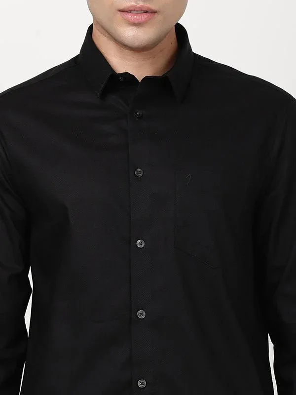 Men's Solid Full Sleeves Cotton Shirt - Image 3