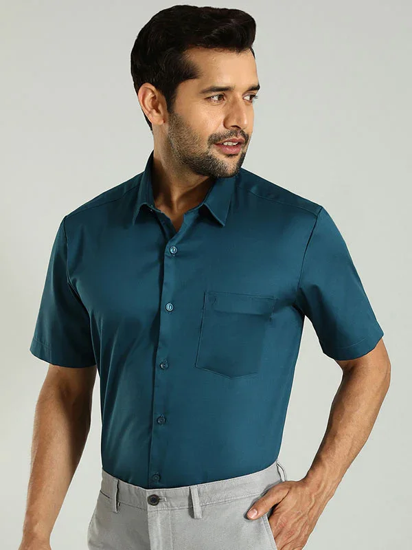 Men's Solid Half Sleeves Cotton Blend Shirt - Image 3