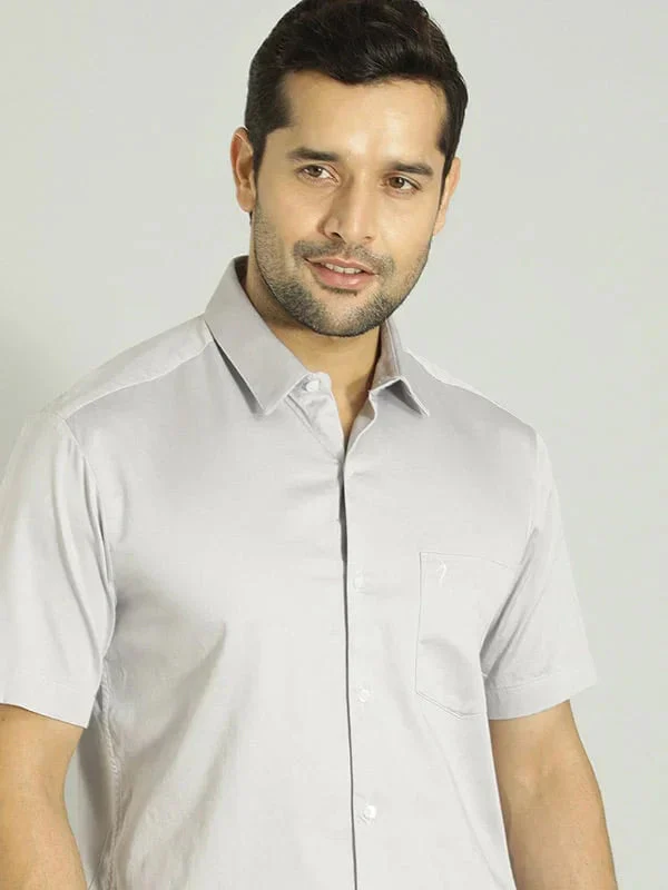 Men's Solid Half Sleeves Cotton Blend Shirt - Image 9