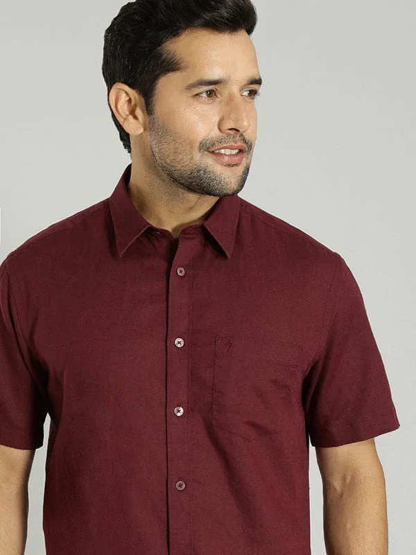 Men's Solid Half Sleeves Cotton Blend Shirt