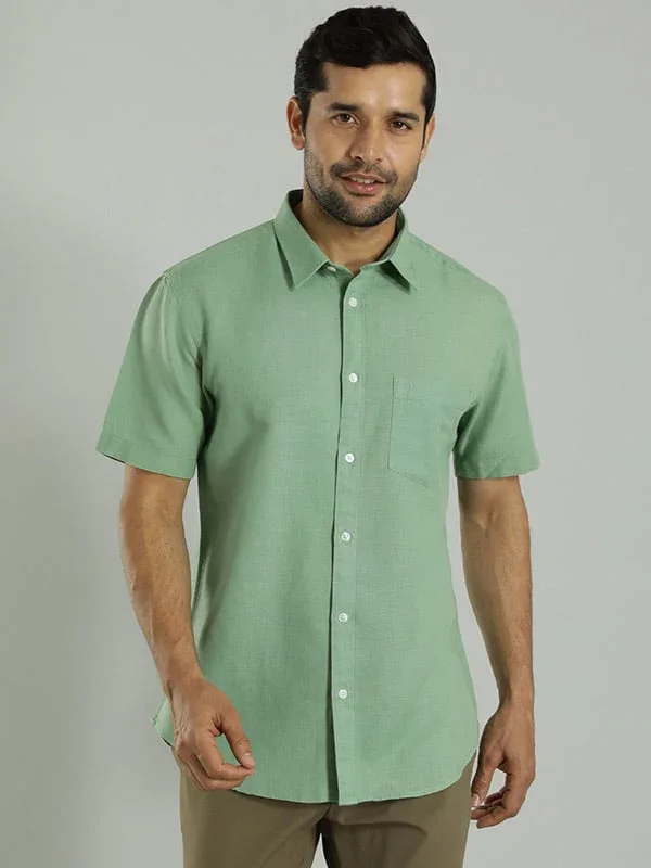 Men's Solid Half Sleeves Cotton Blend Shirt - Image 10