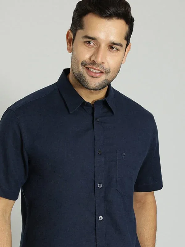 Men's Solid Half Sleeves Cotton Blend Shirt - Image 13