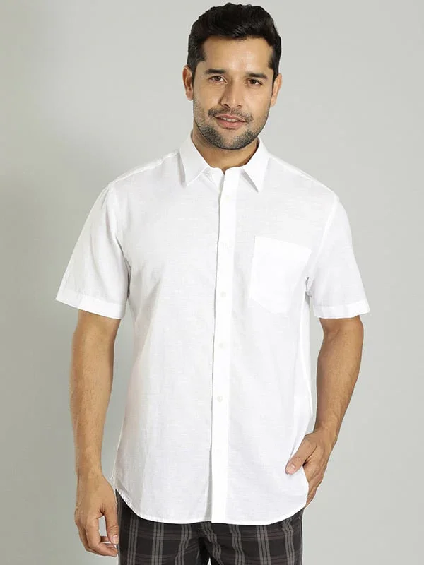 Men's Solid Half Sleeves Cotton Blend Shirt - Image 22
