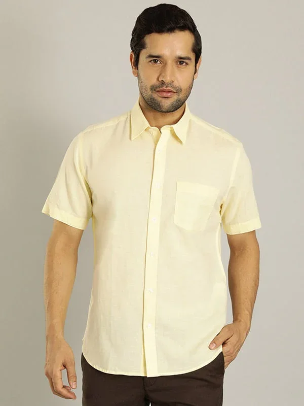 Men's Solid Half Sleeves Cotton Blend Shirt - Image 26
