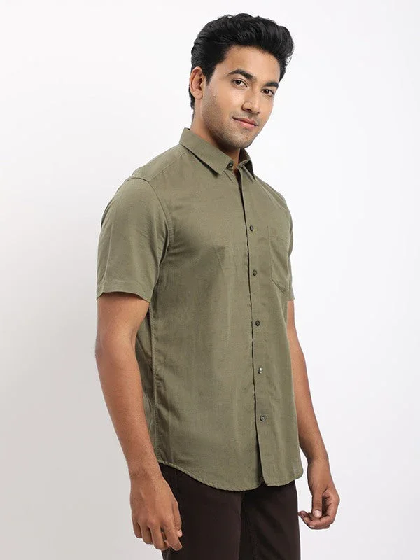 Men's Solid Half Sleeves Cotton Blend Shirt - Image 12