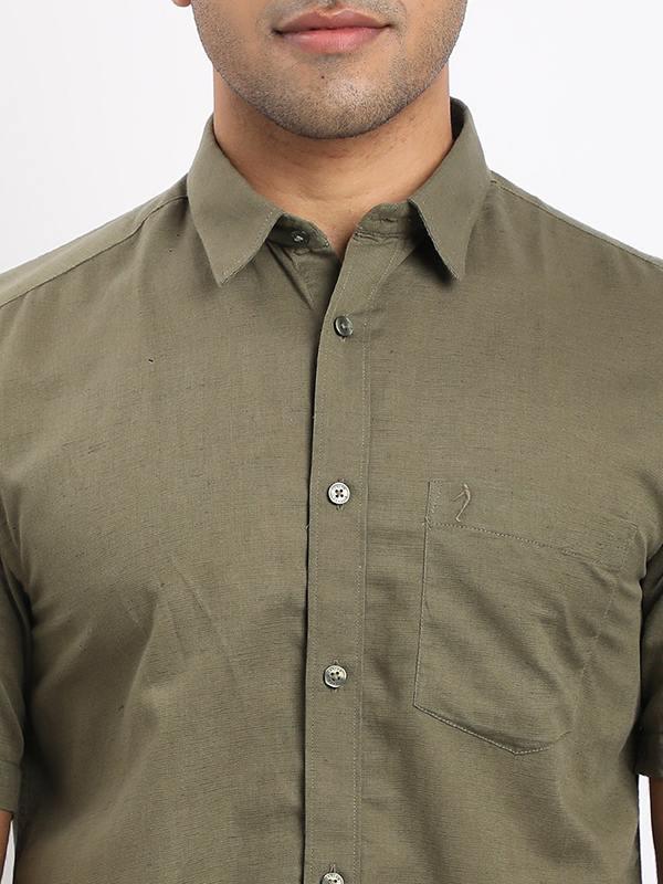 Men's Solid Half Sleeves Cotton Blend Shirt - Image 13