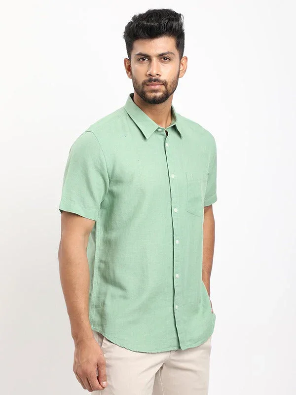 Men's Solid Half Sleeves Cotton Blend Shirt - Image 2