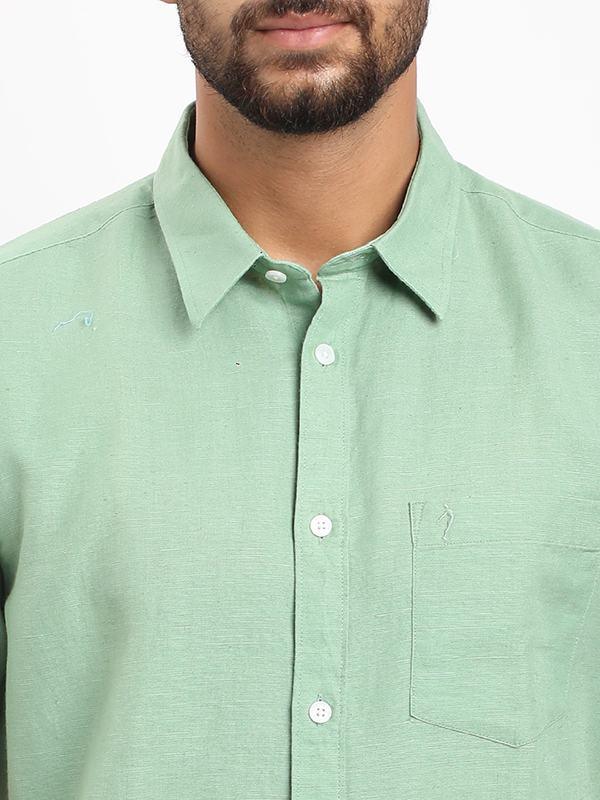 Men's Solid Half Sleeves Cotton Blend Shirt - Image 3