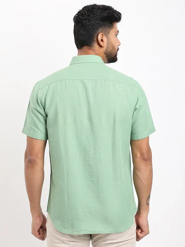 Men's Solid Half Sleeves Cotton Blend Shirt - Image 4