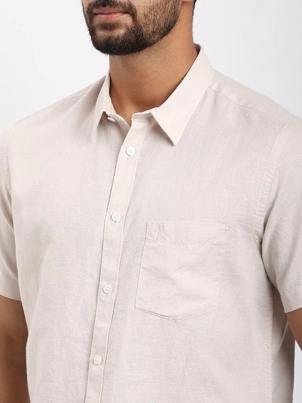 Men's Solid Half Sleeves Cotton Blend Shirt - Image 3