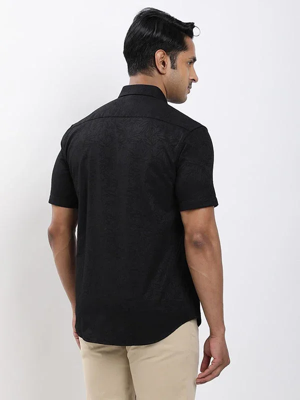 Men's Solid Half Sleeves Cotton Blend Shirt - Image 4