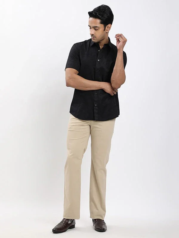 Men's Solid Half Sleeves Cotton Blend Shirt - Image 5