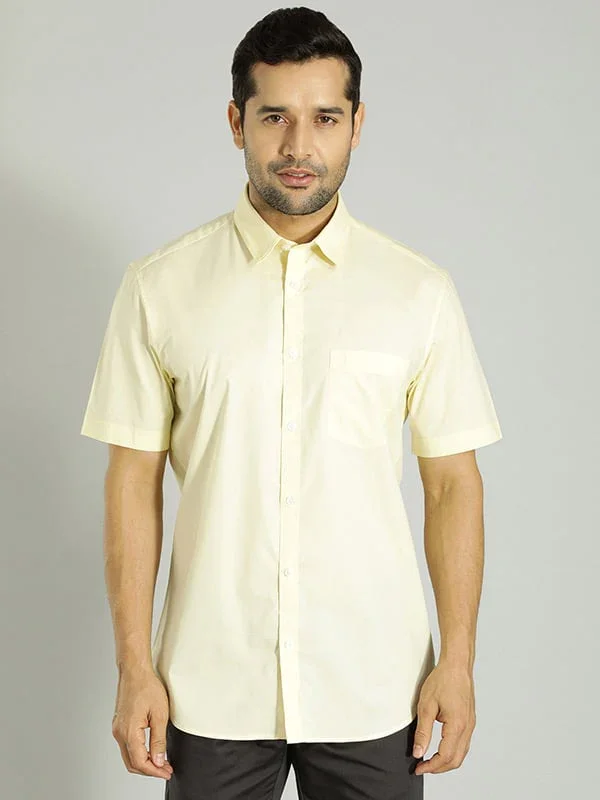 Men's Solid Half Sleeves Cotton Stretch Shirt - Image 10