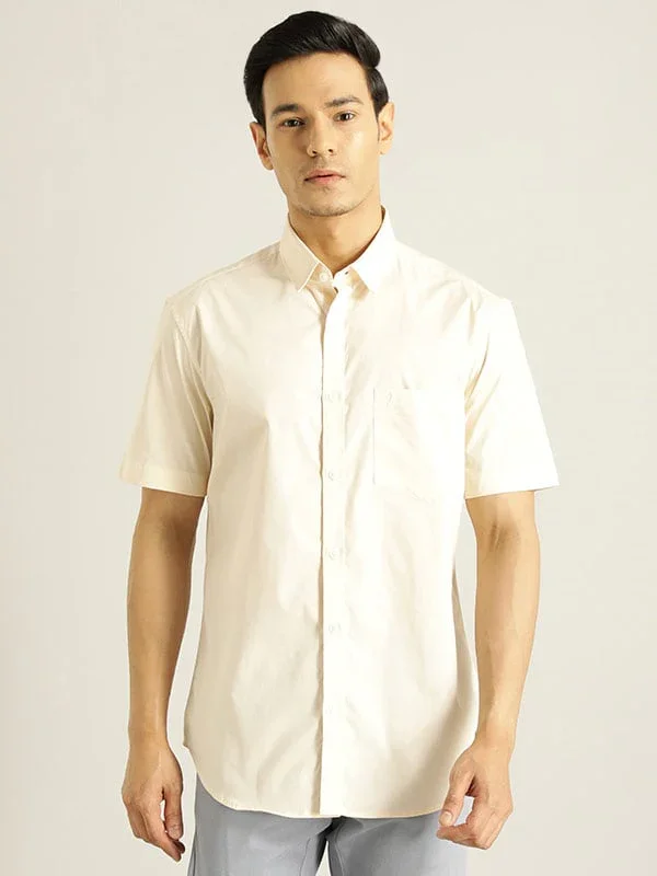 Men's Solid Half Sleeves Cotton Stretch Shirt - Image 18