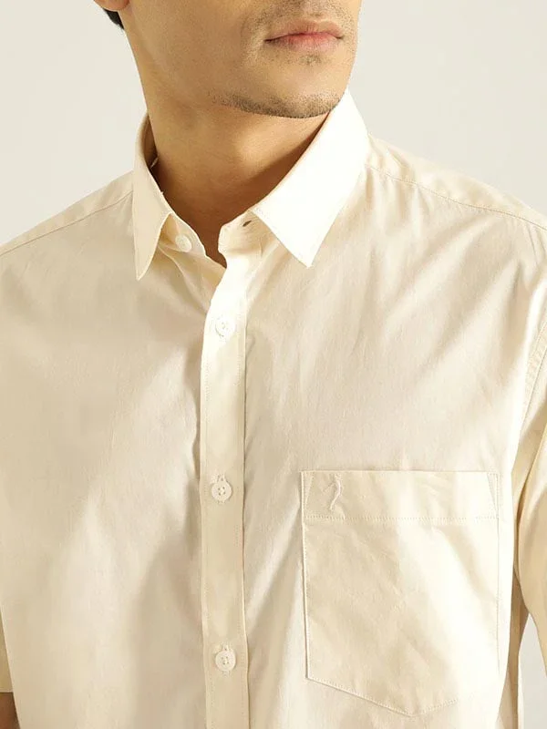 Men's Solid Half Sleeves Cotton Stretch Shirt - Image 19