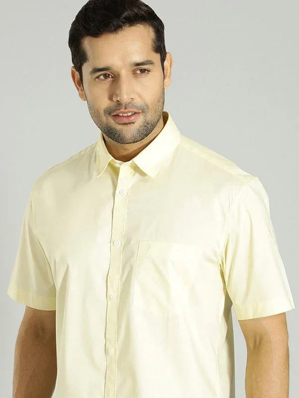 Men's Solid Half Sleeves Cotton Stretch Shirt - Image 9