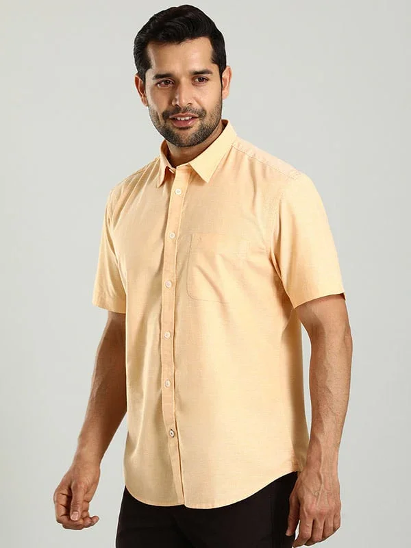 Men's Solid Half Sleeves Cotton Stretch Shirt - Image 19