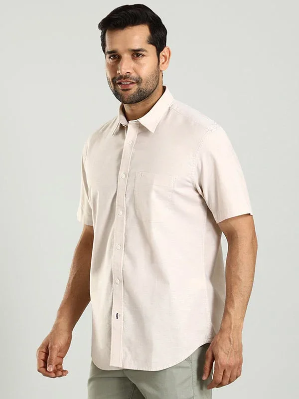 Men's Solid Half Sleeves Cotton Stretch Shirt - Image 3
