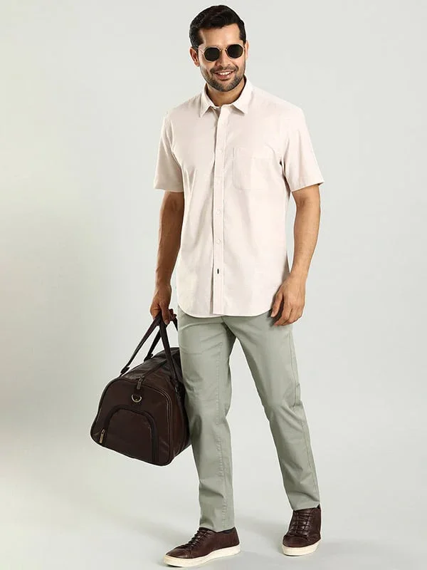 Men's Solid Half Sleeves Cotton Stretch Shirt - Image 4