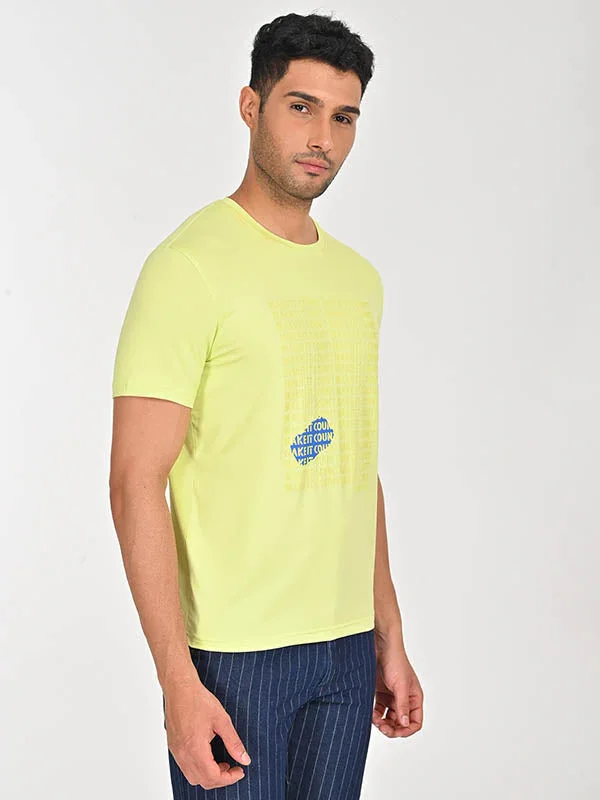 Men's Sporty Moisture Graphic Crew Neck T-Shirt - Image 2